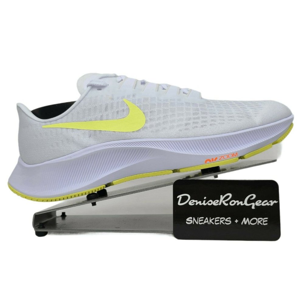 Nike Womens White Athletic Sneaker Shoes Size 10
